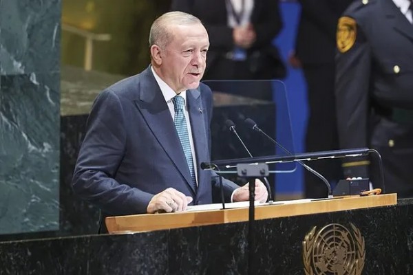 Dünya tarihi konuşmaya kilitlendi! Cumhurbaşkanı Erdoğan Gazze'deki soykırımı fotoğraflarla anlattı